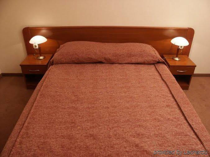 Hotel Porin Zagreb Room photo